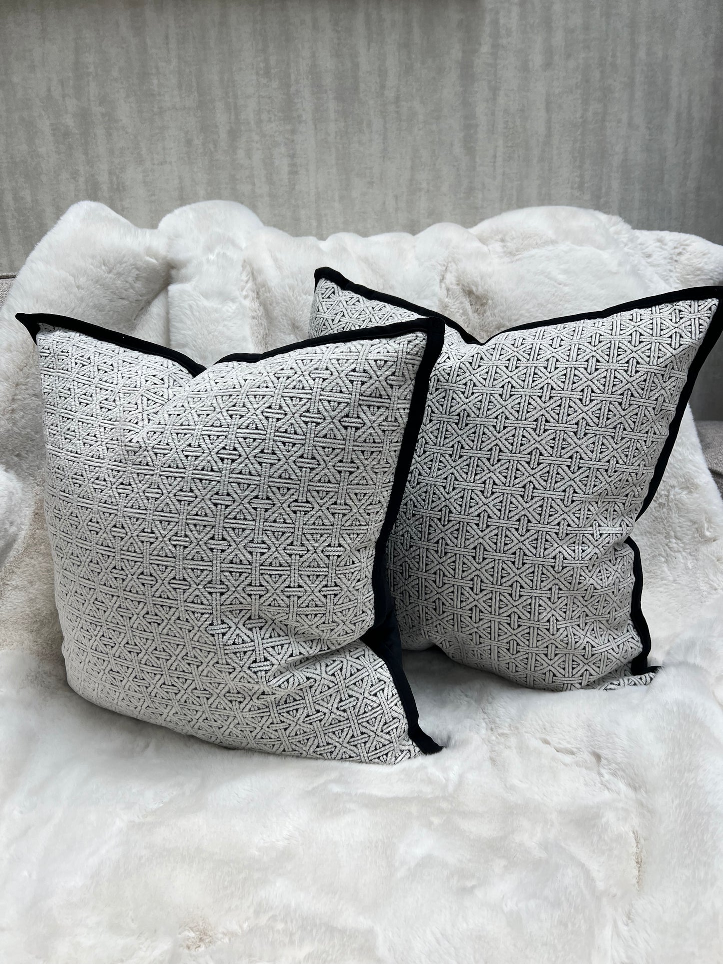 Black & White Woven Fringed Cushion 20"