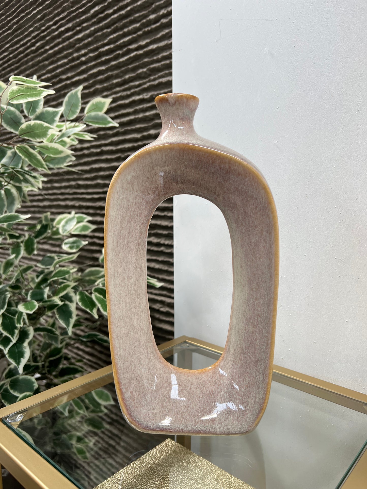 Sabbia Collection Medium Hollow Vase