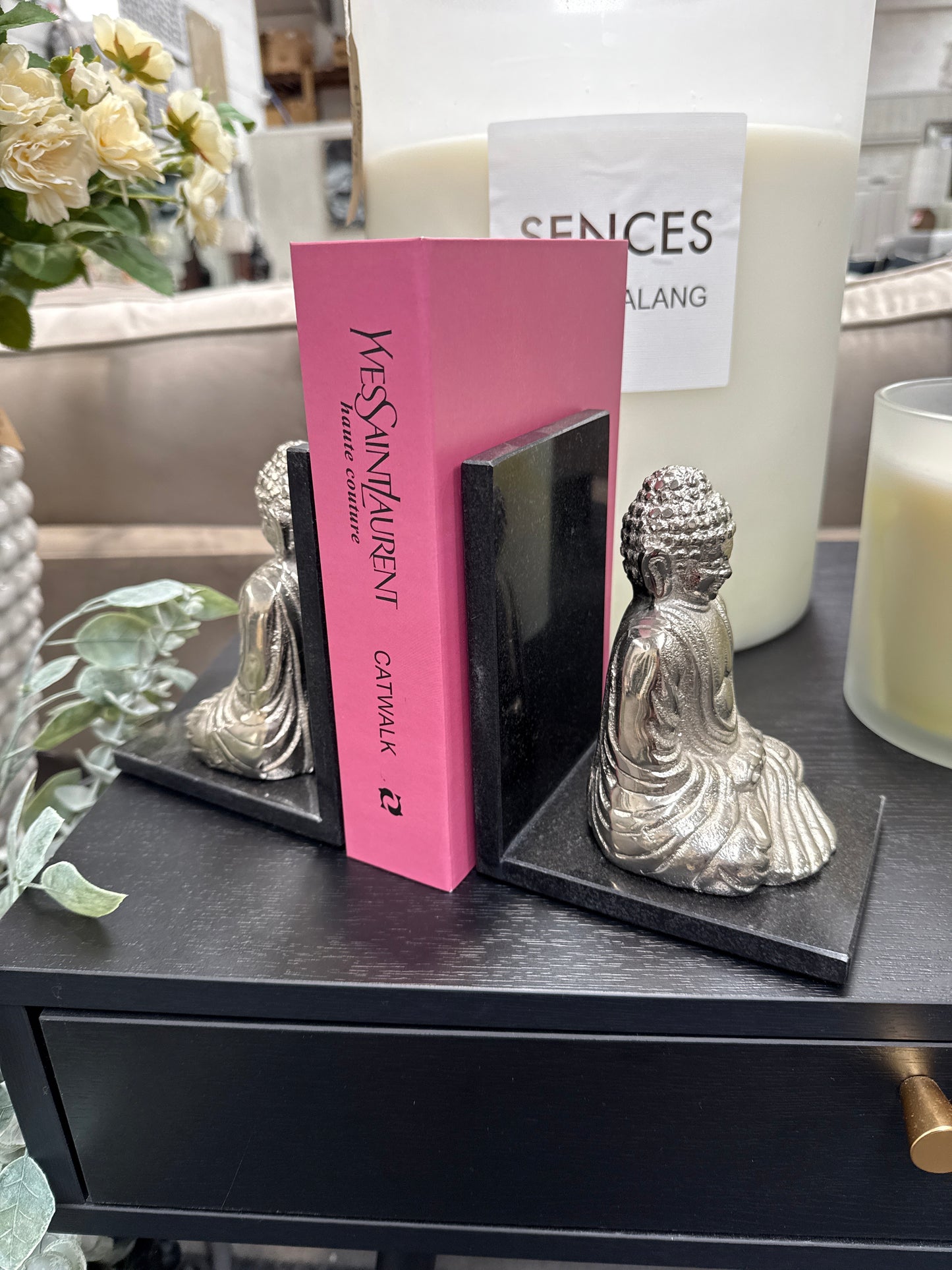 Pink Decor Book