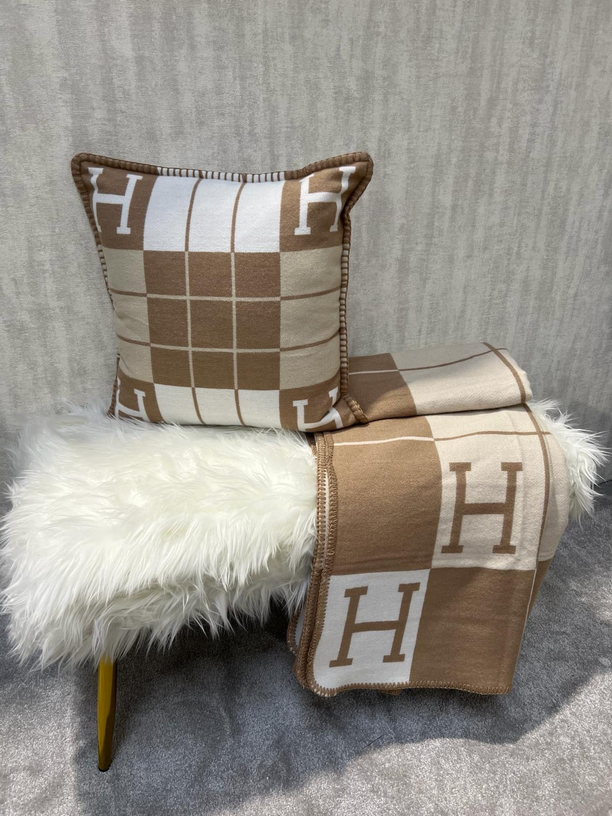 Luxury H Pillow - Beige Plaid