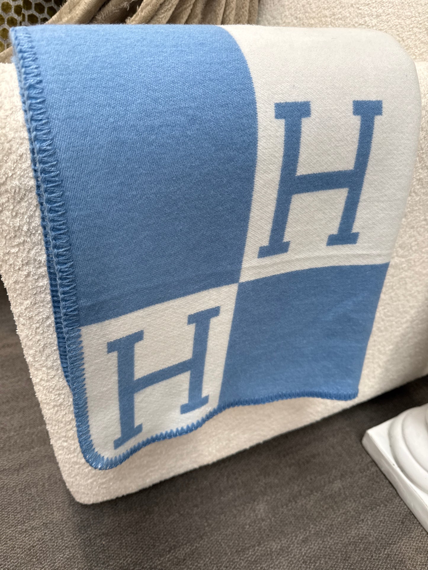 Luxury Throw - Royal Blue