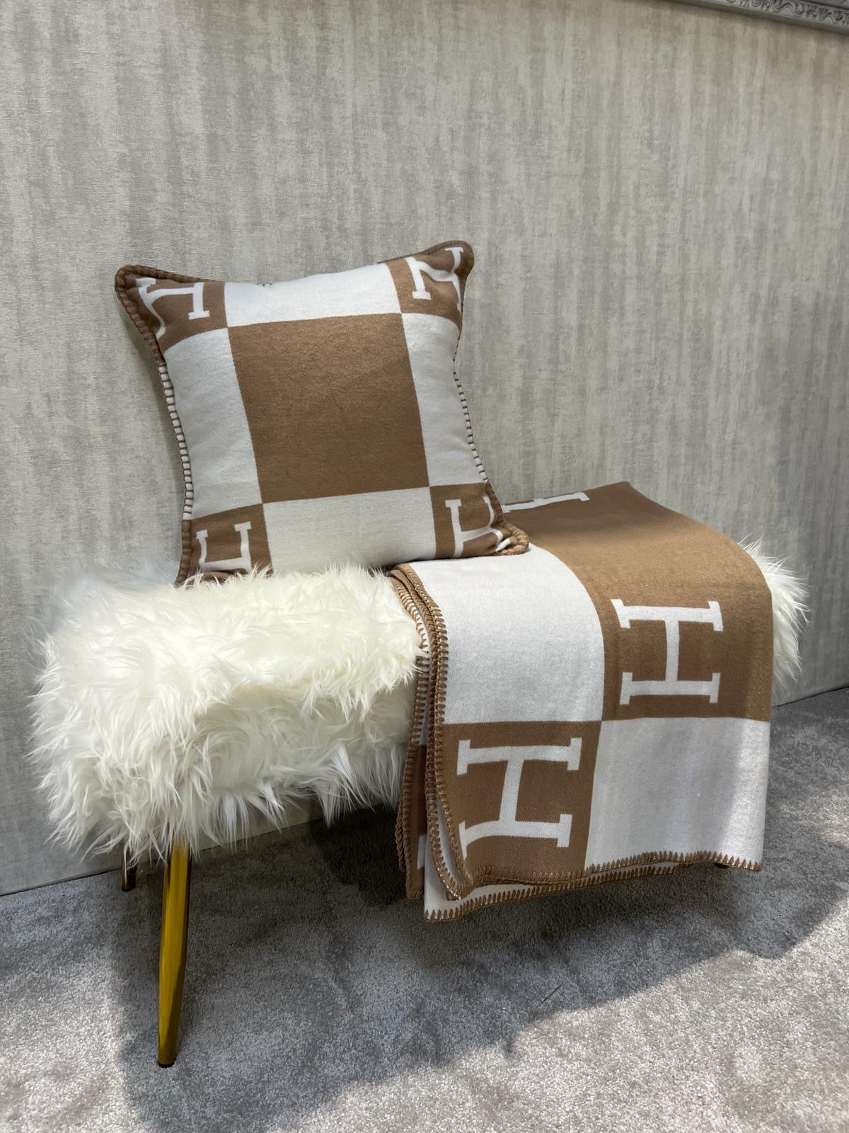 Luxury H Pillow - Beige & White