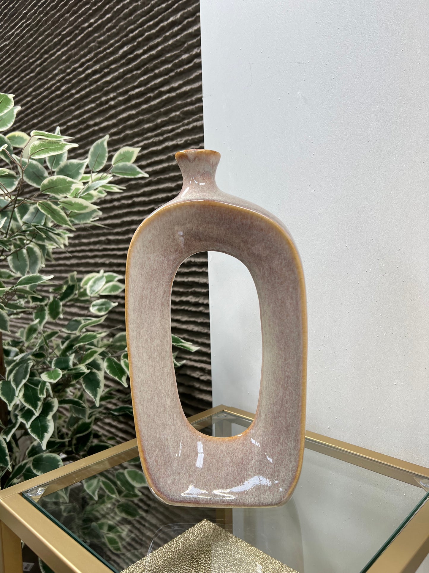 Sabbia Collection Medium Hollow Vase