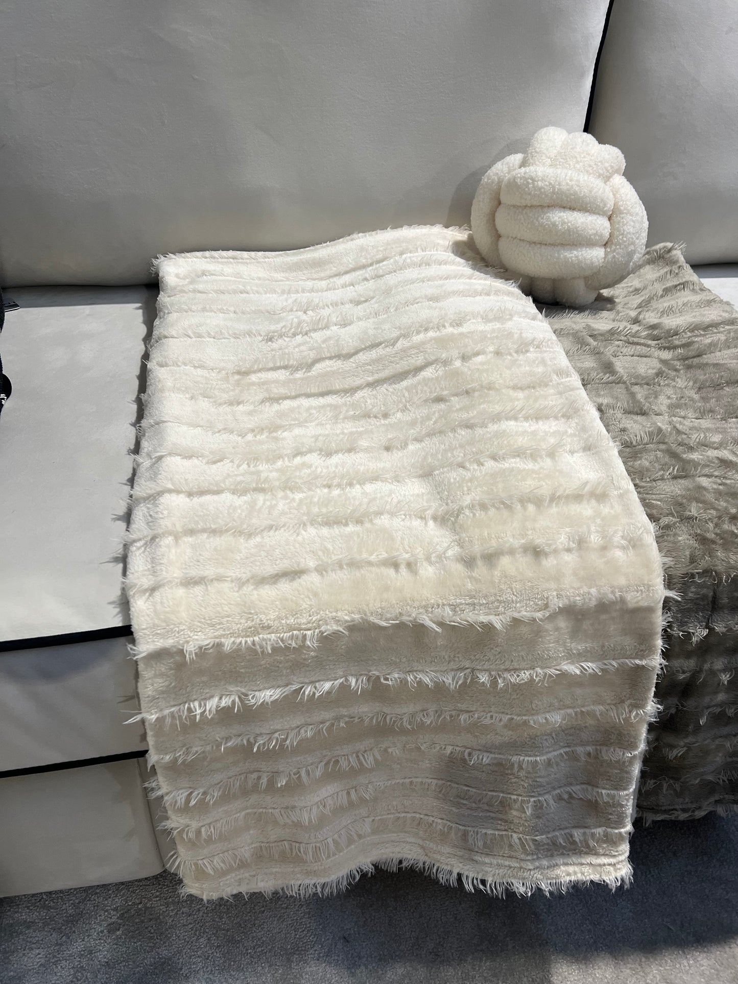 Volga Ivory Throw