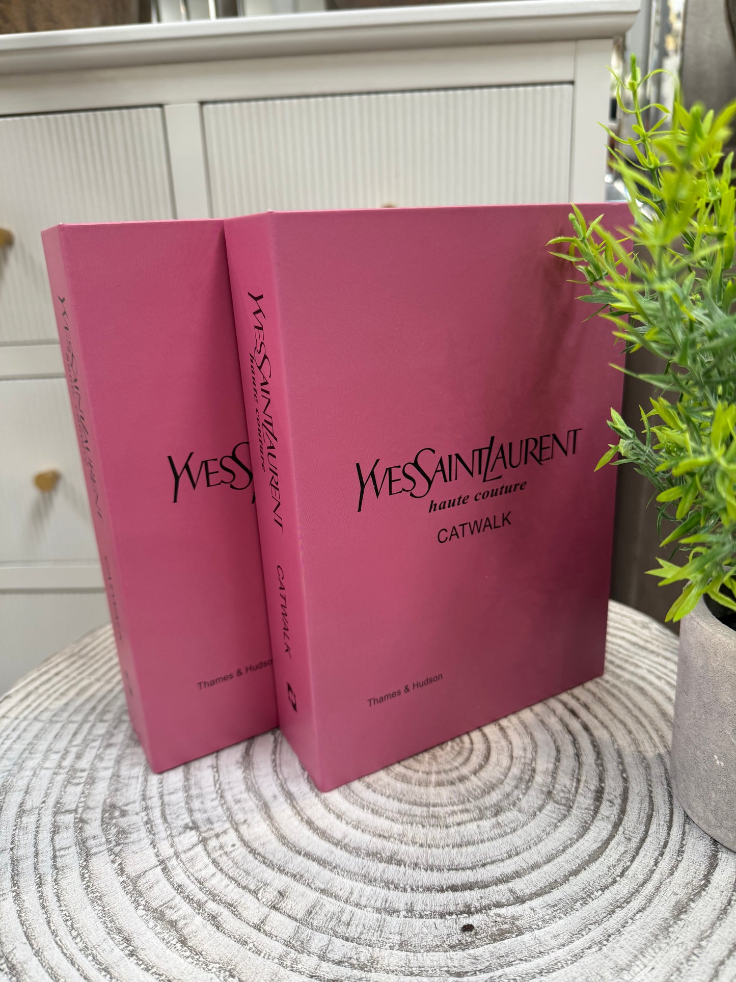 Pink Decor Book