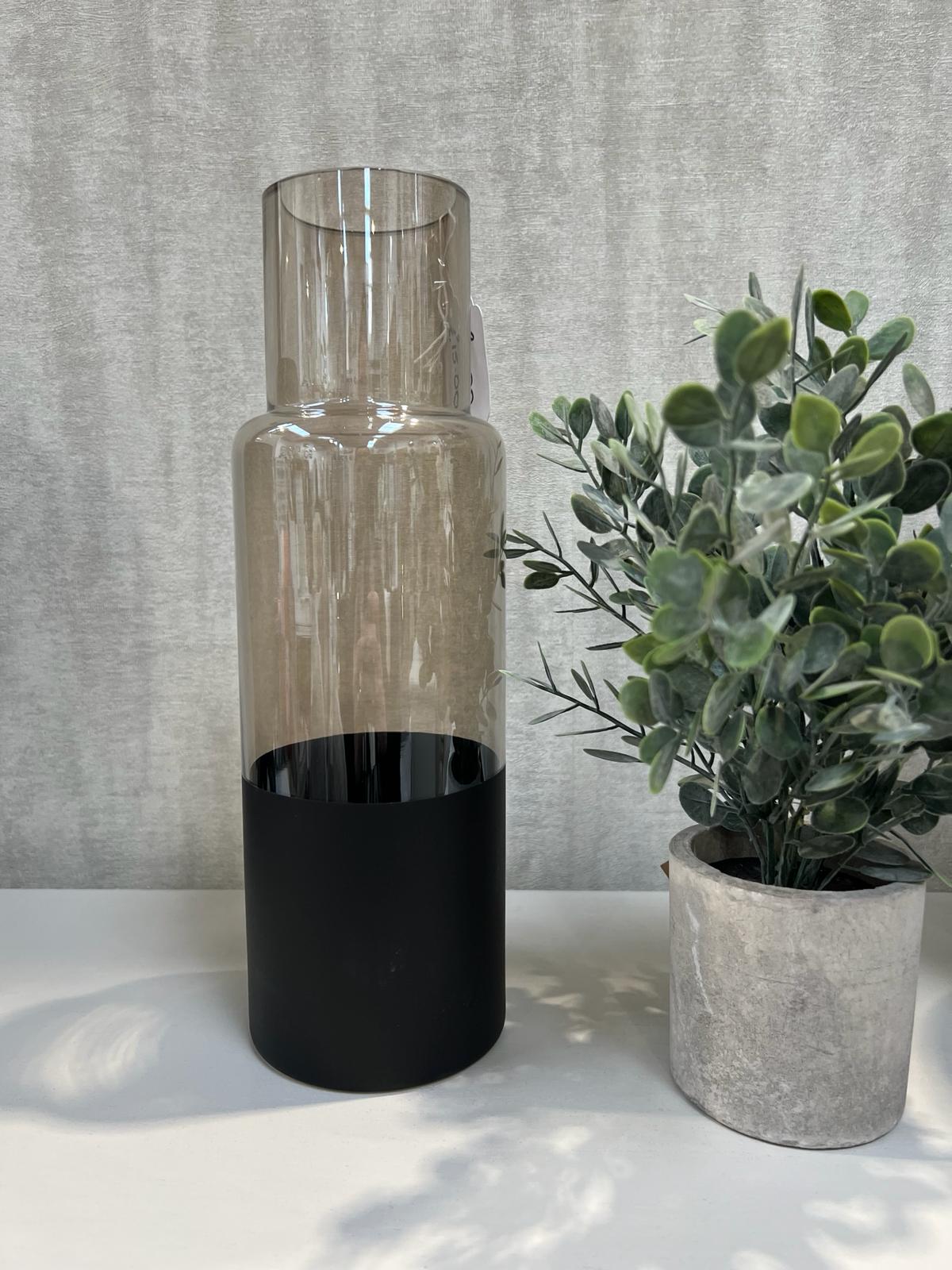 Black good glass vase