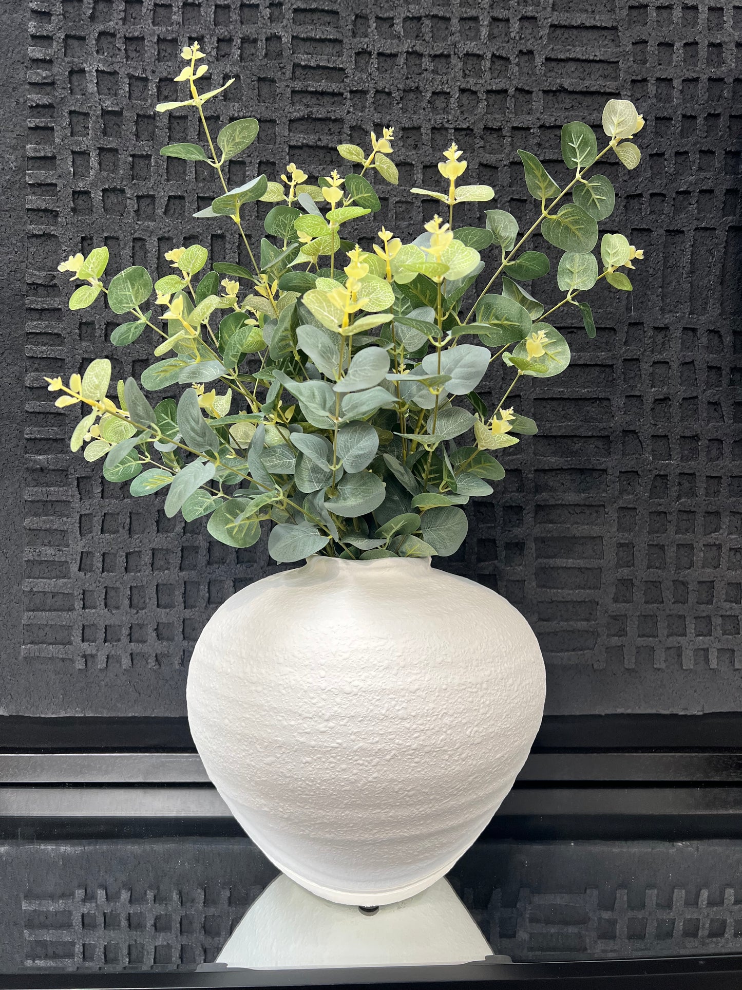 Regola Matt White Vase