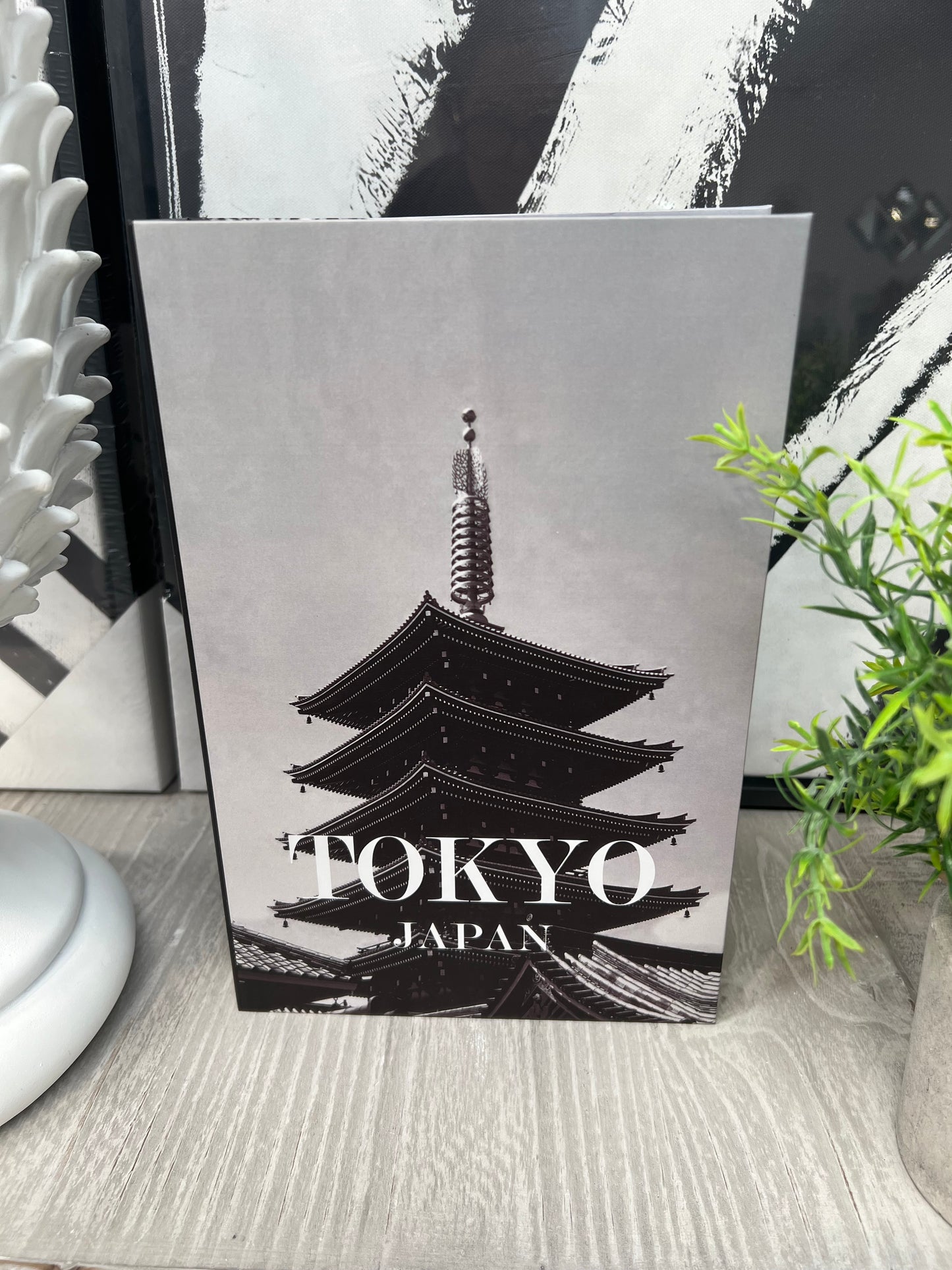 Tokyo Decor Book