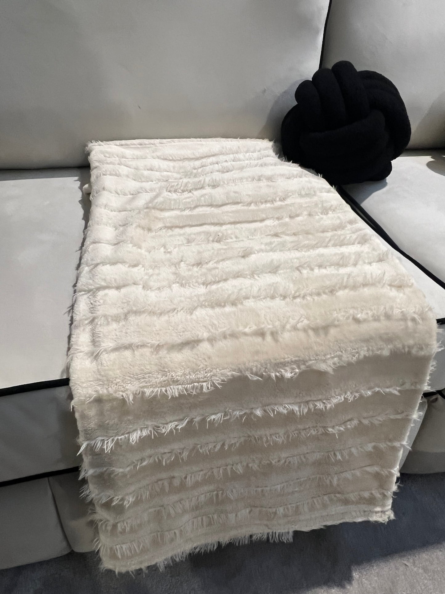 Volga Ivory Throw