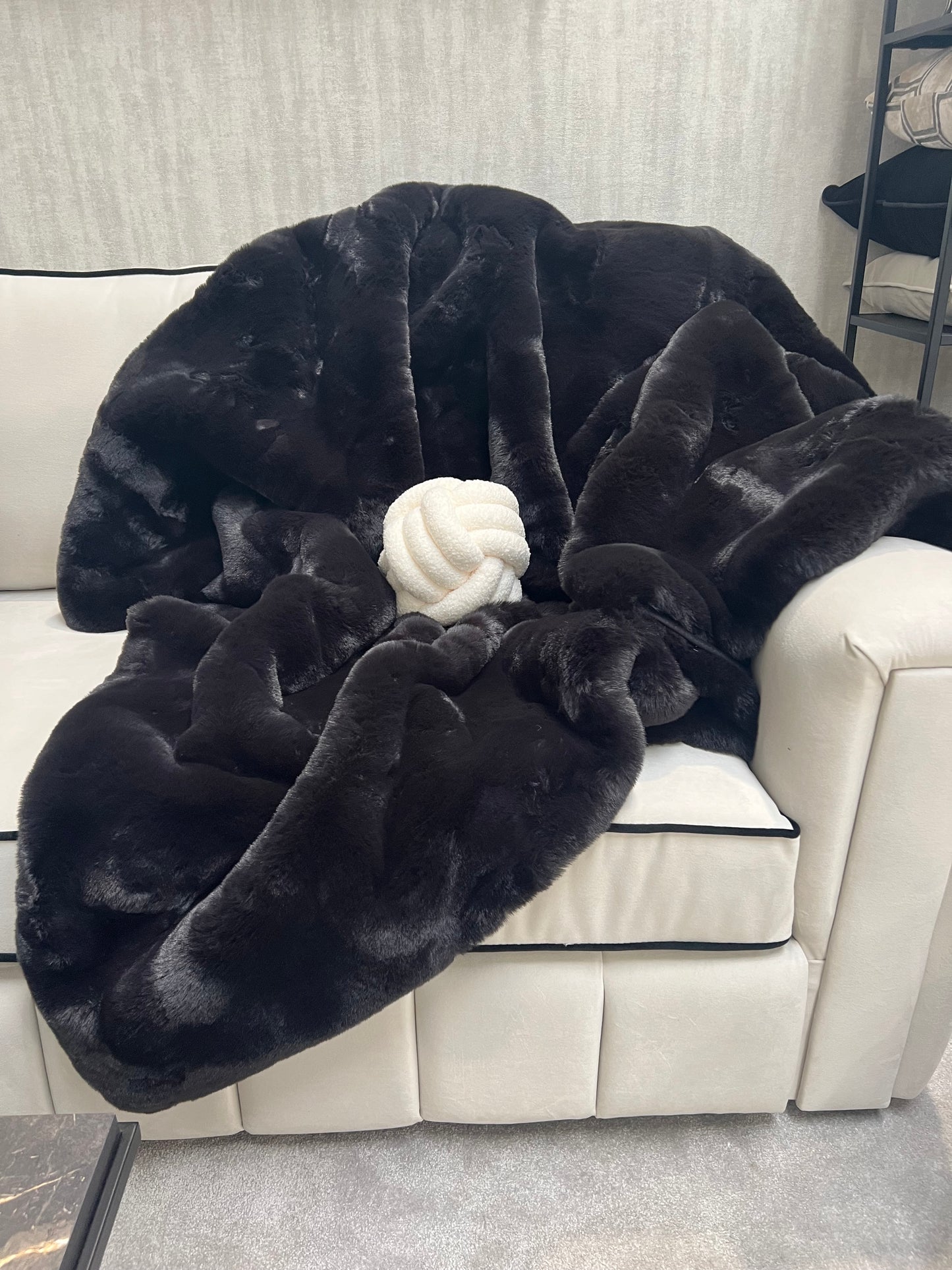 Rapture Black Faux Fur Throw