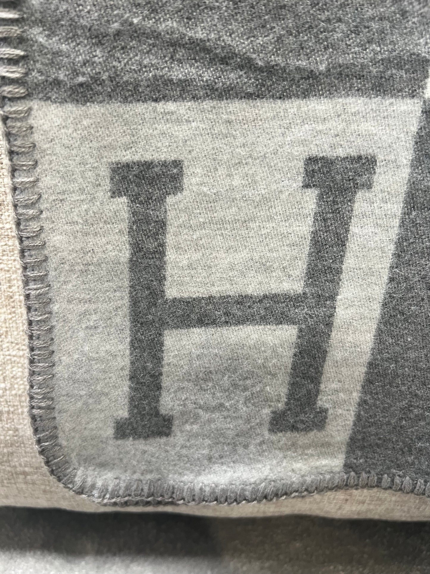 Luxury H Throw, Grey Plaid