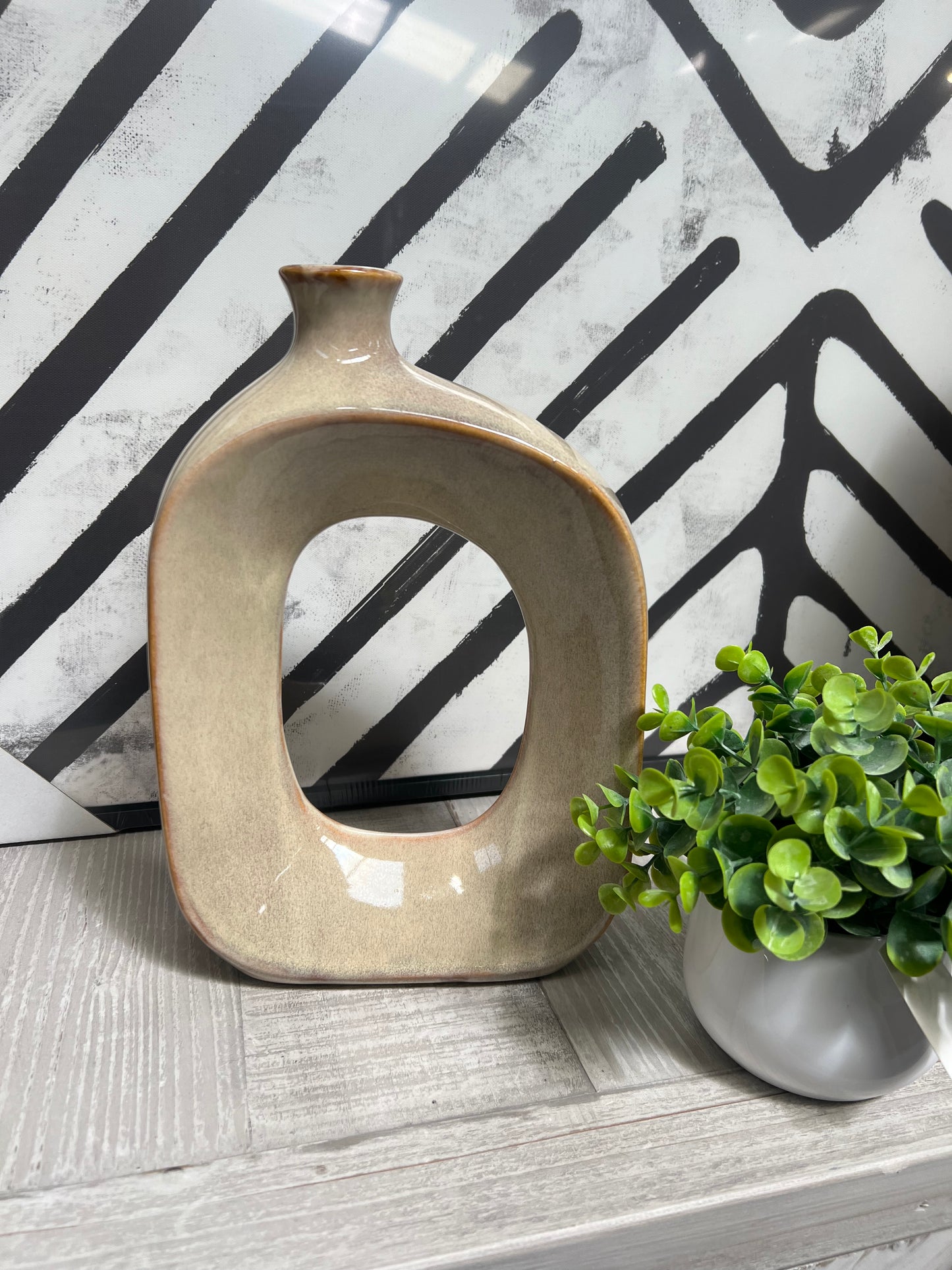 Sabbia Collection Small Hollow Vase