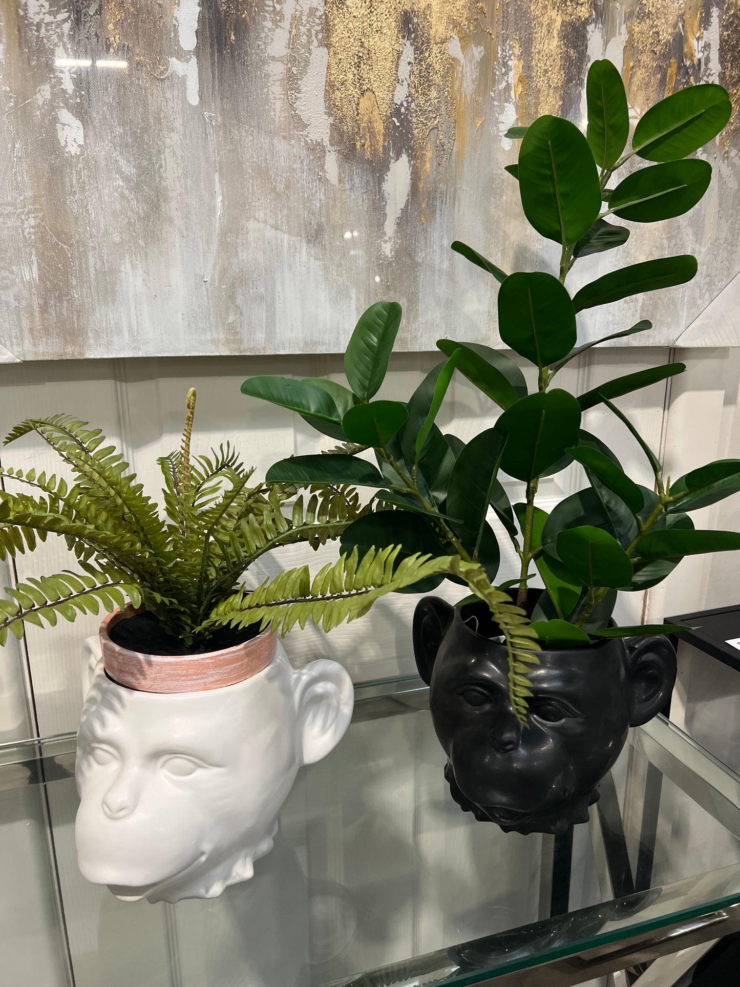 Monkey Head Planter White/ Black