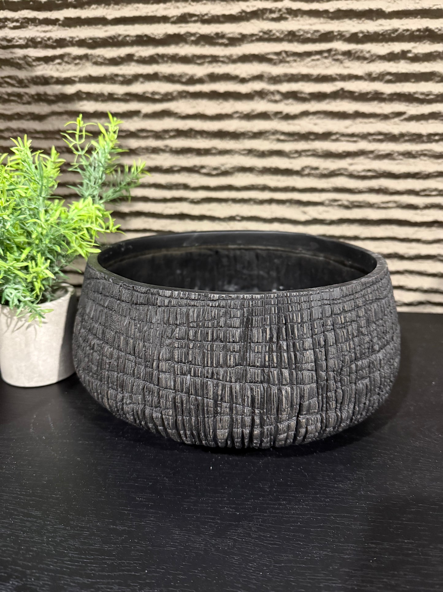Textured Bowl White / Black