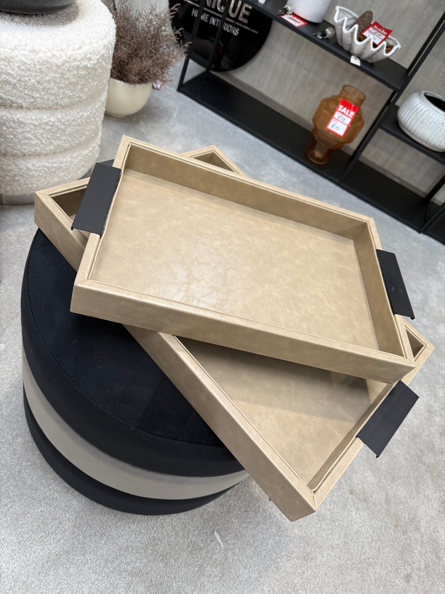 Tray Set