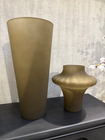 Smoked Choc Vase
