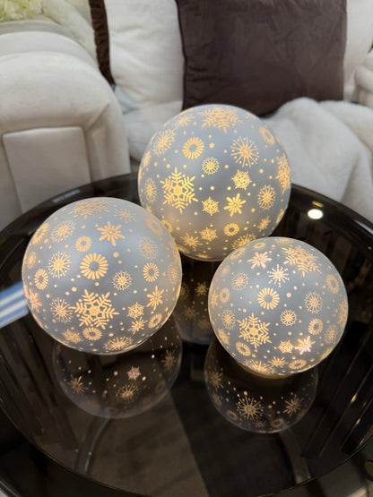 Christmas Ball- Light up