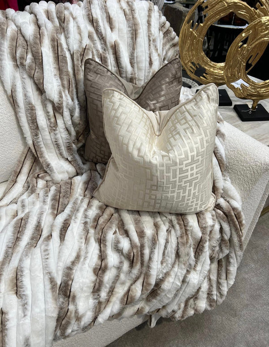 Neutral Two Tone Chunky Ribbed Faux Fur Throw