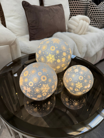 Christmas Ball- Light up