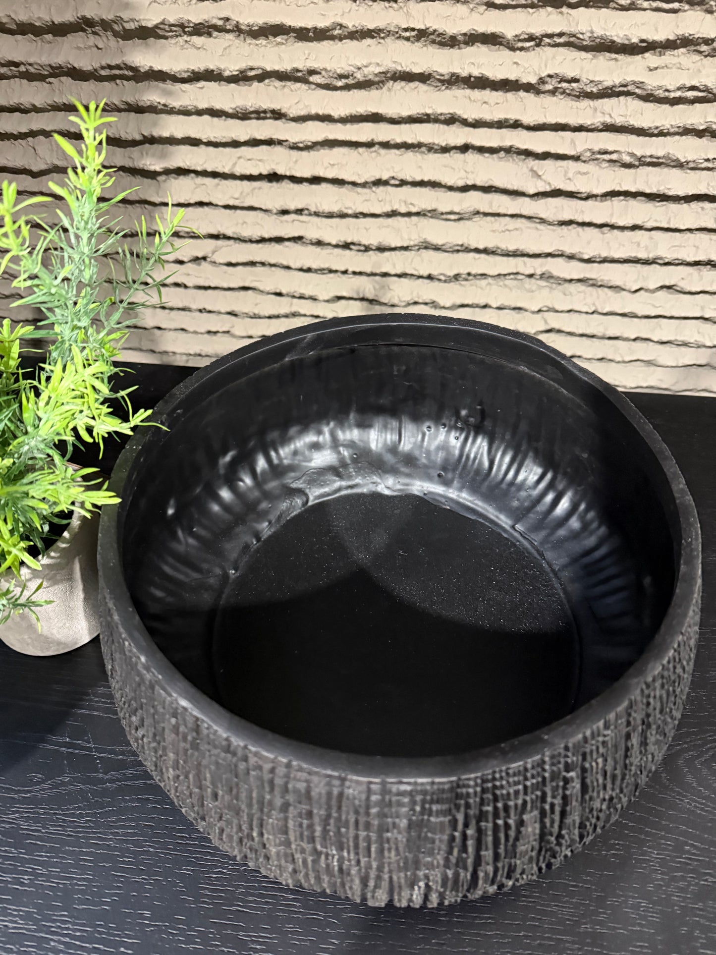 Textured Bowl White / Black