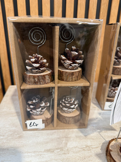 Pinecone Christmas Name Holders