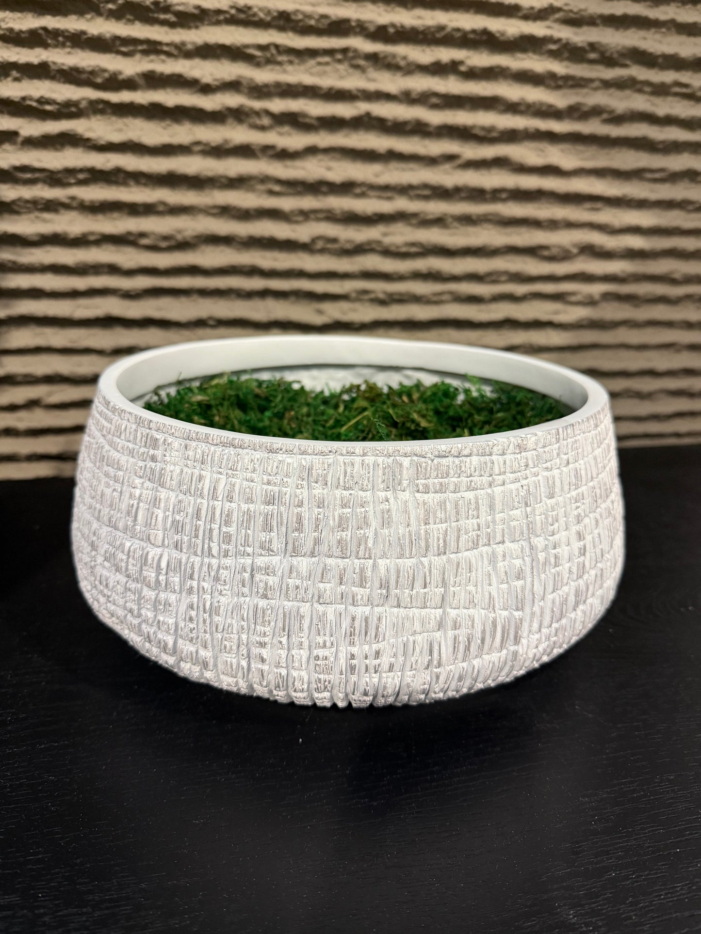 Textured Bowl White / Black