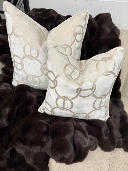 Paul Moneypenny Hookup Ivory Cushion