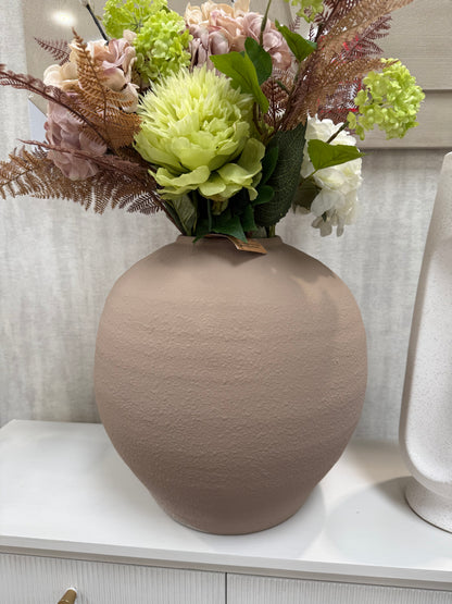 Almond Pot