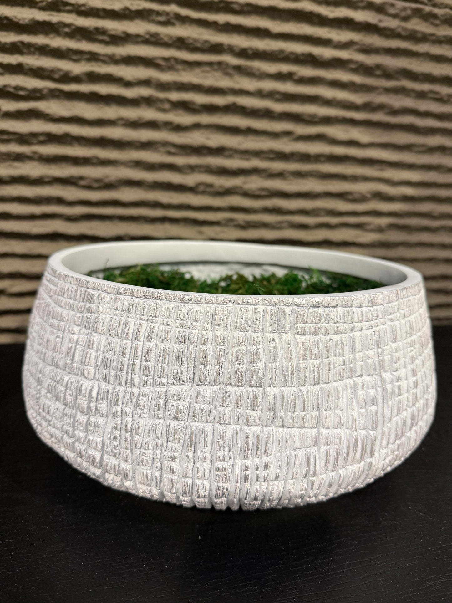 Textured Bowl White / Black
