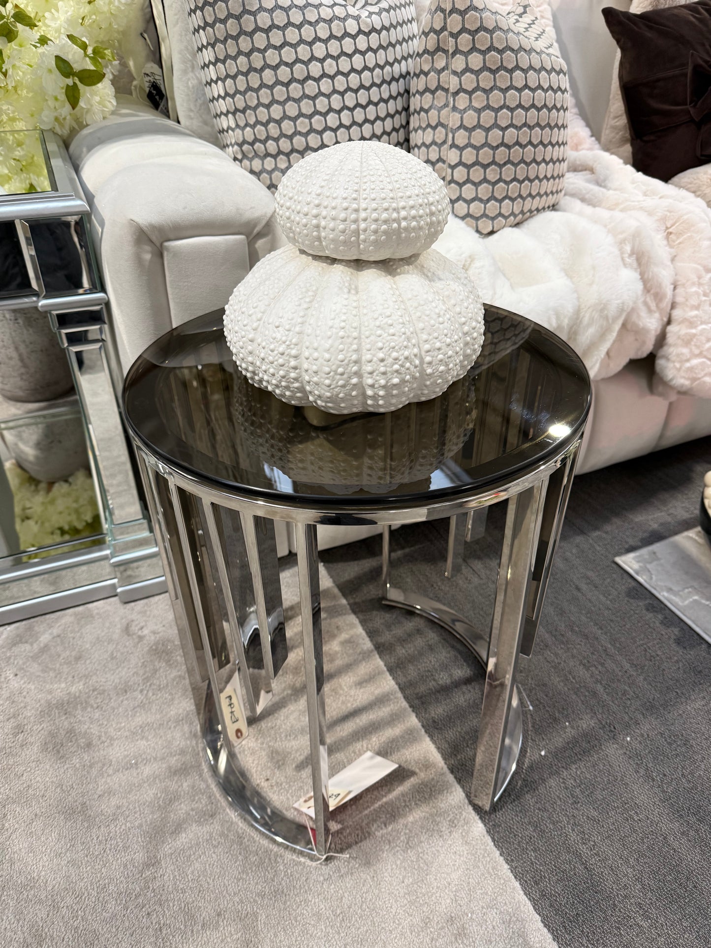 White Urchin Decor Set