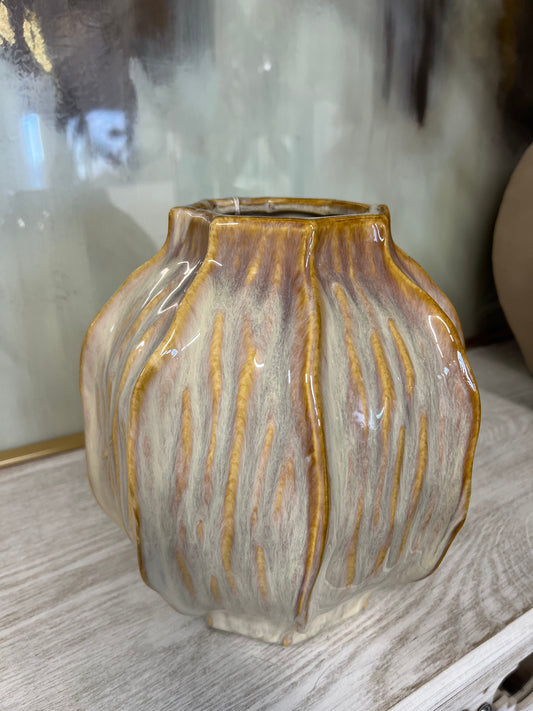 Sabbia Collection Squat Seed Pod Vase