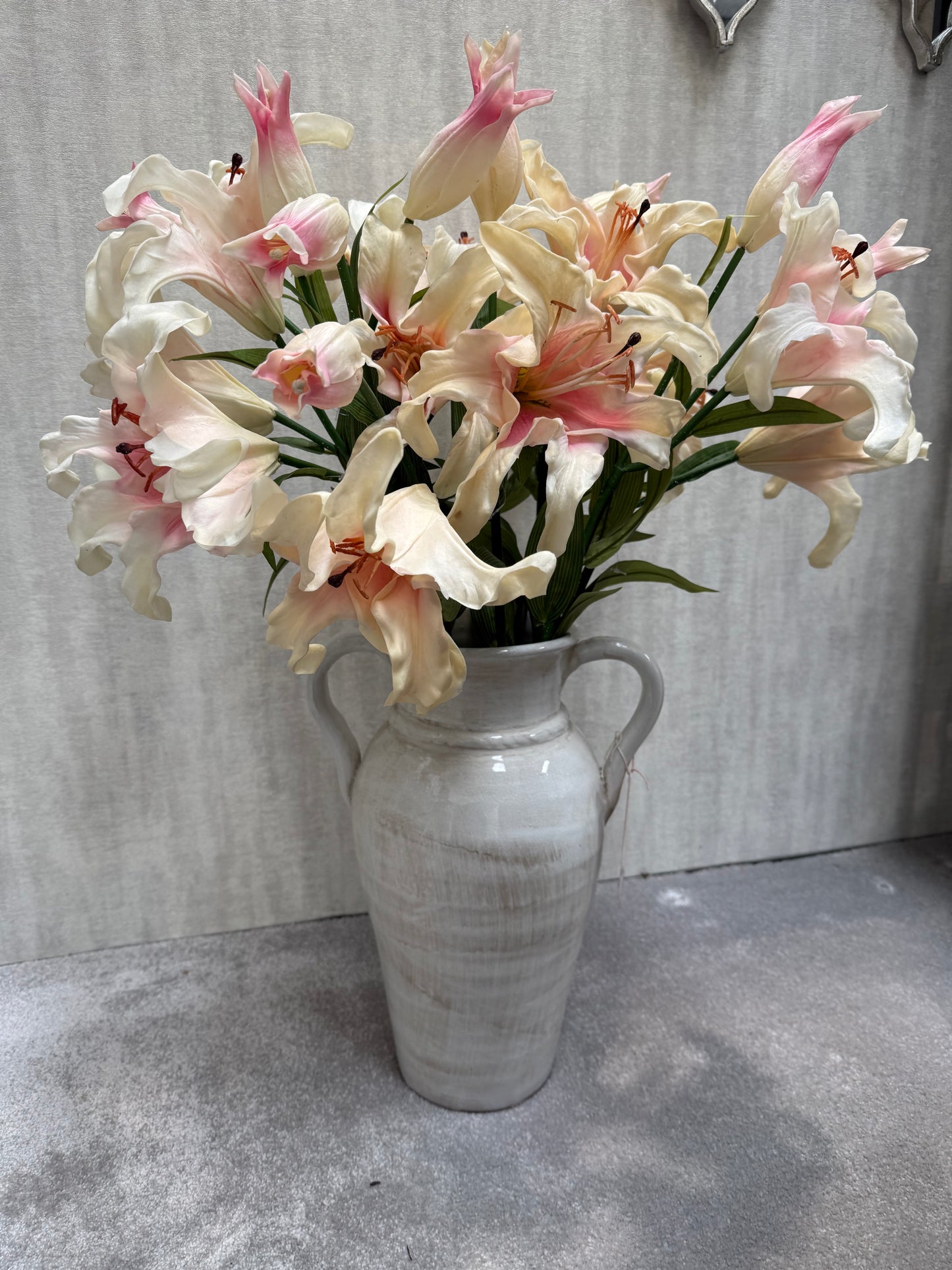 Lillie Spray Stems