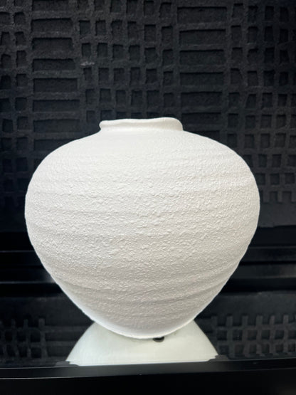 Regola Matt White Vase