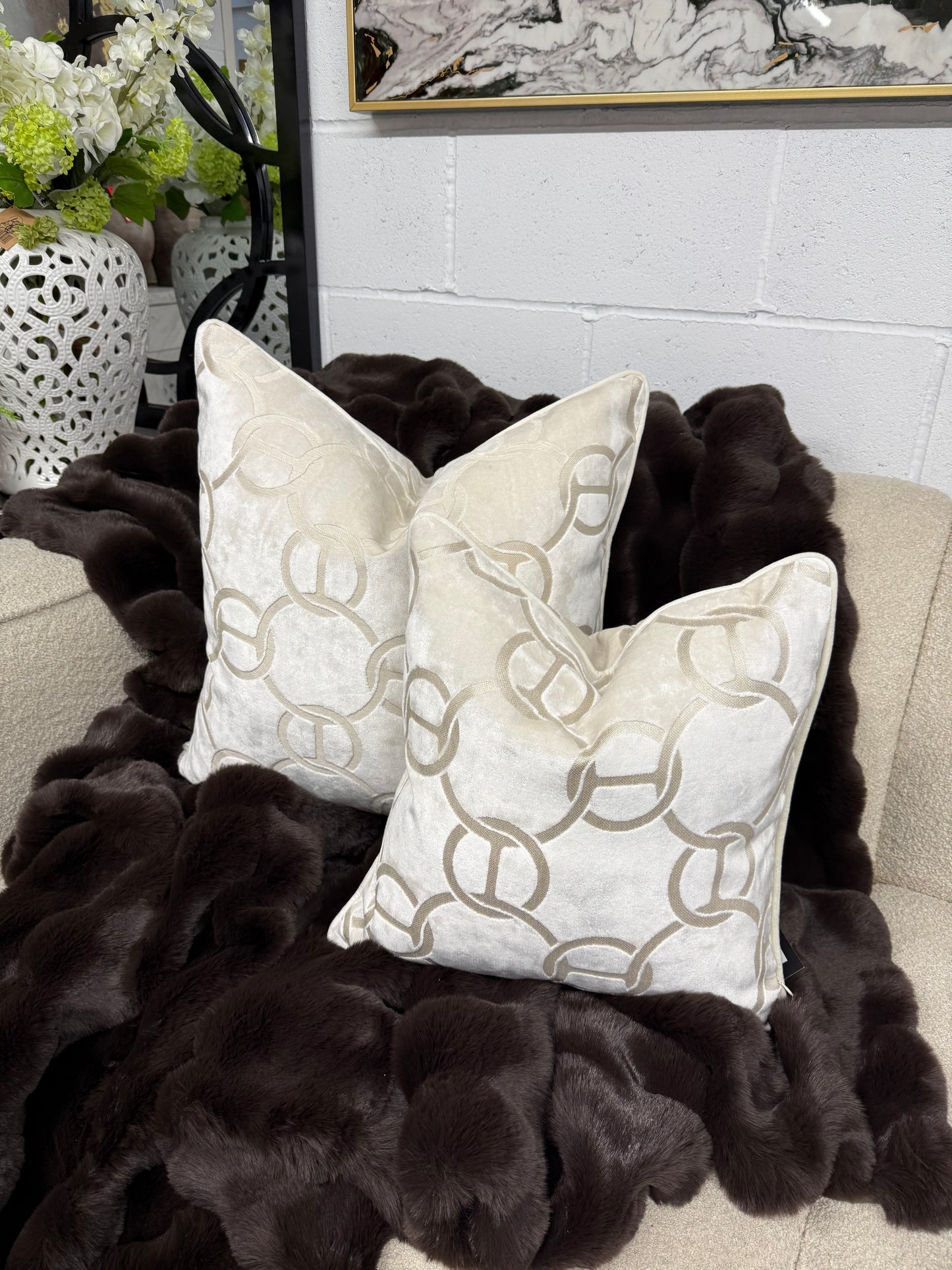 Paul Moneypenny Hookup Ivory Cushion