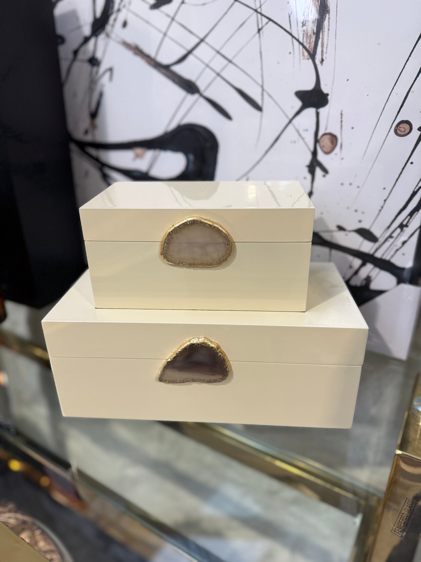 Cream Gloss Box Set with Agate