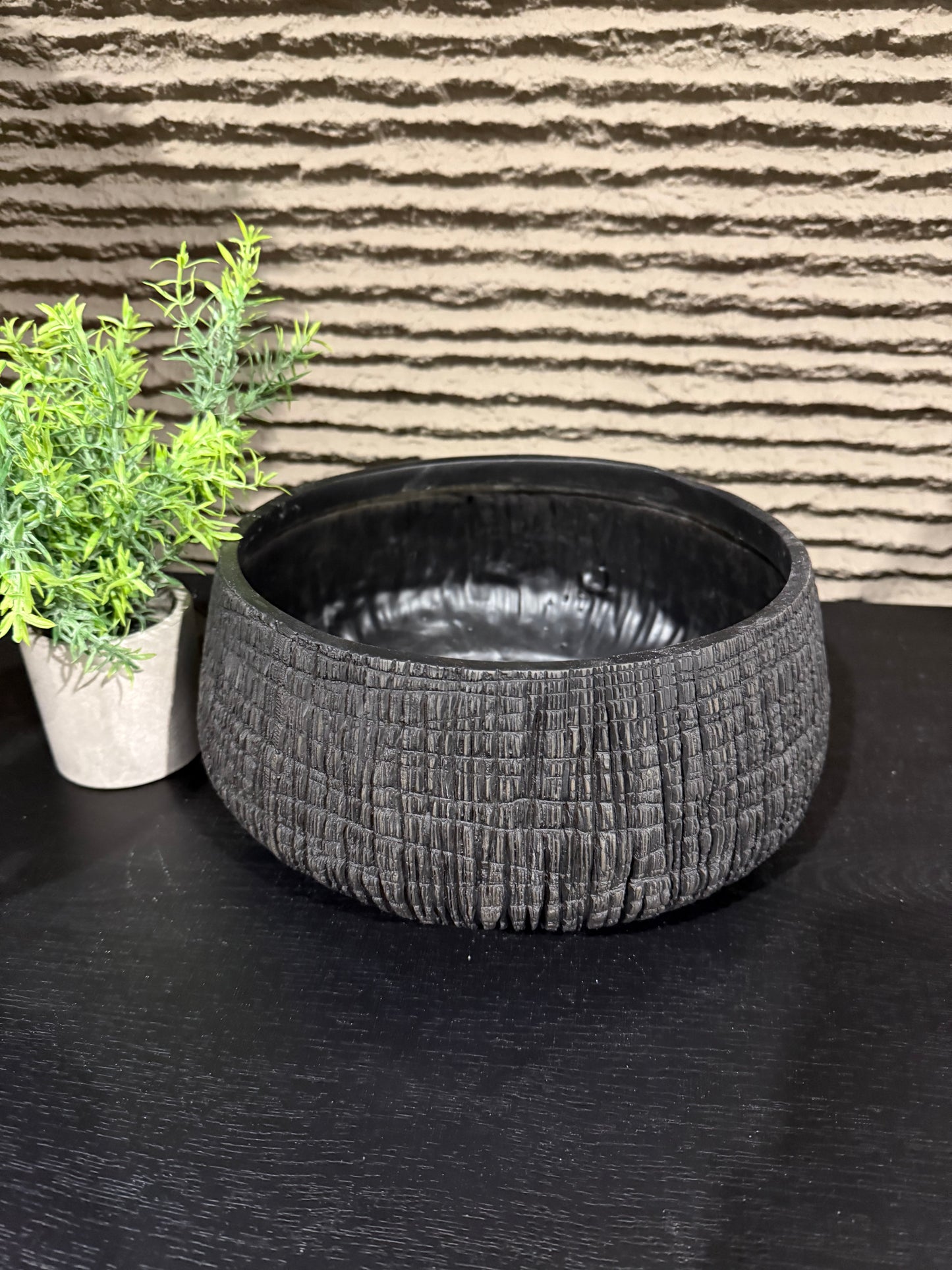 Textured Bowl White / Black