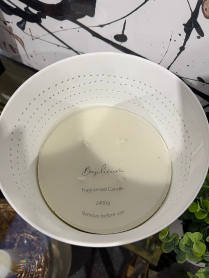 White Basilicum Candle