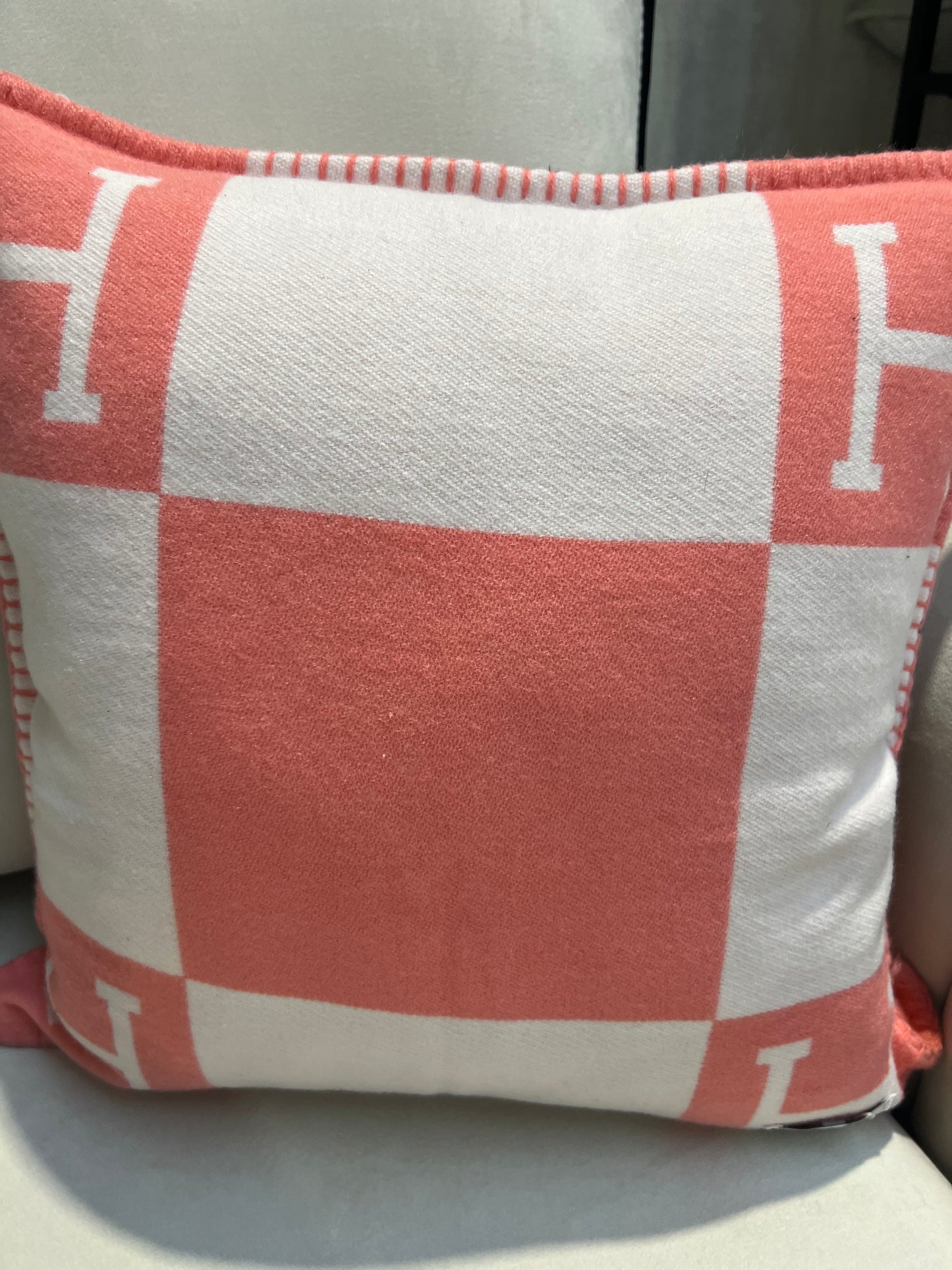 Luxury H Pillow - Pink & White