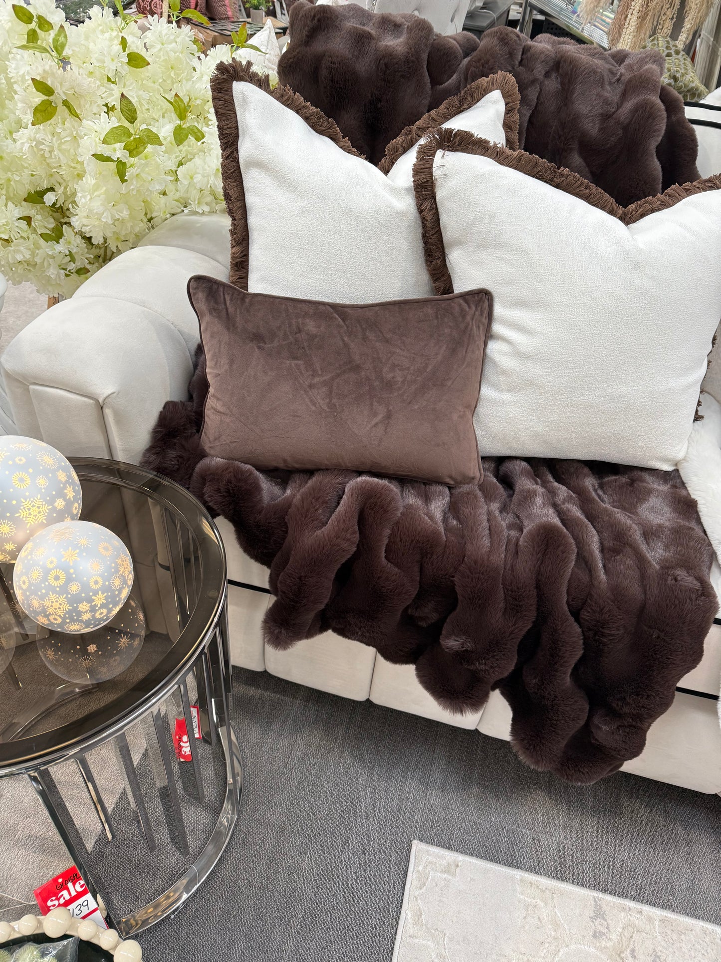 Raffles Choc Fur Throw