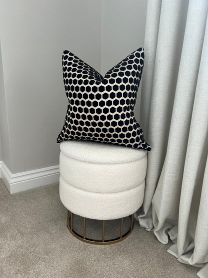 Boucle Fabric Storage Stool In Round In White