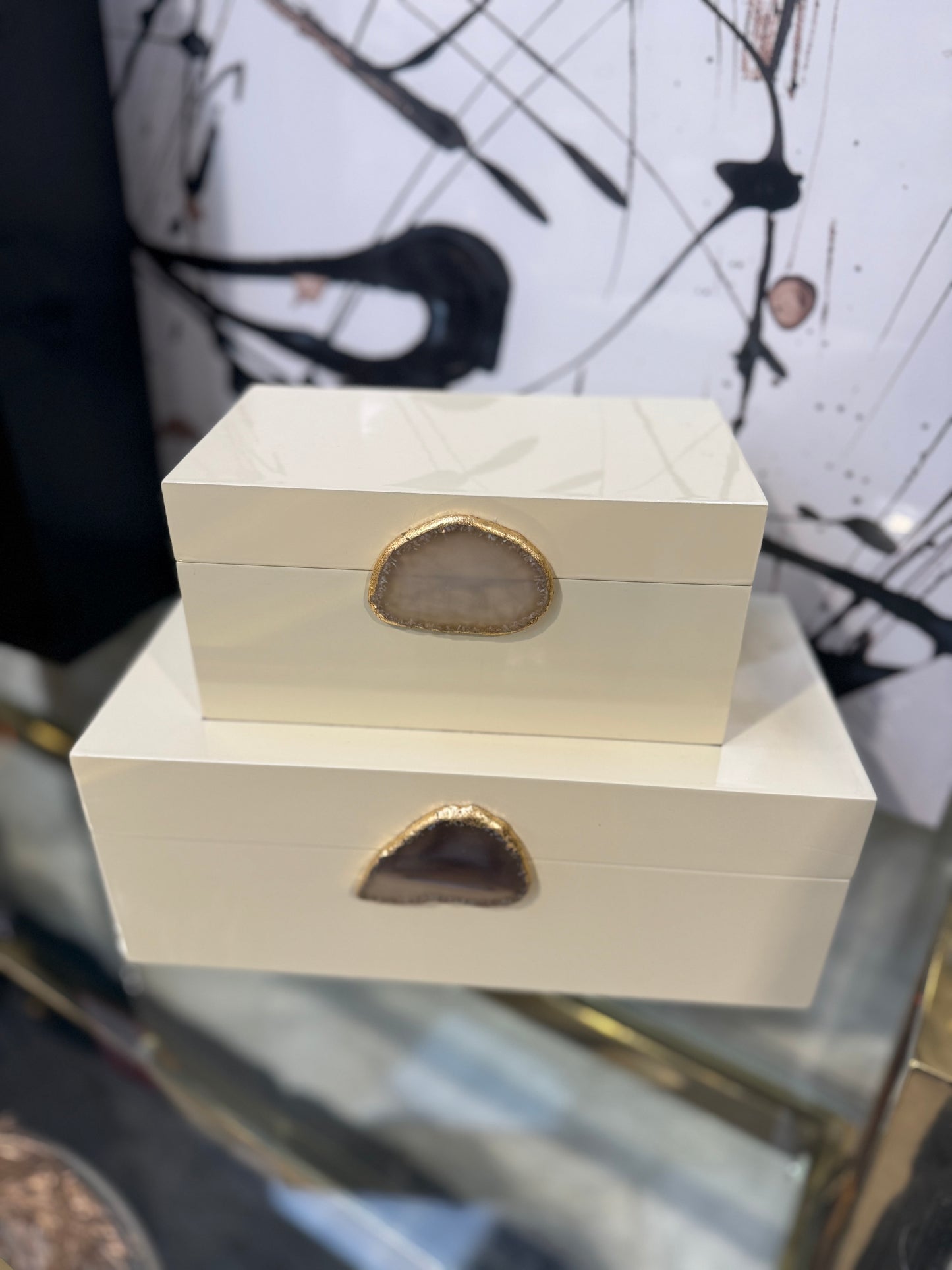 Cream Gloss Box Set with Agate