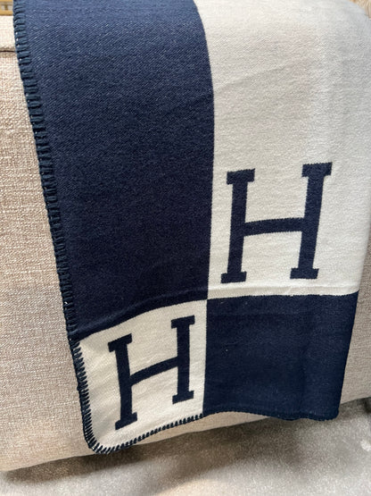 Luxury H Throw, Navy & White