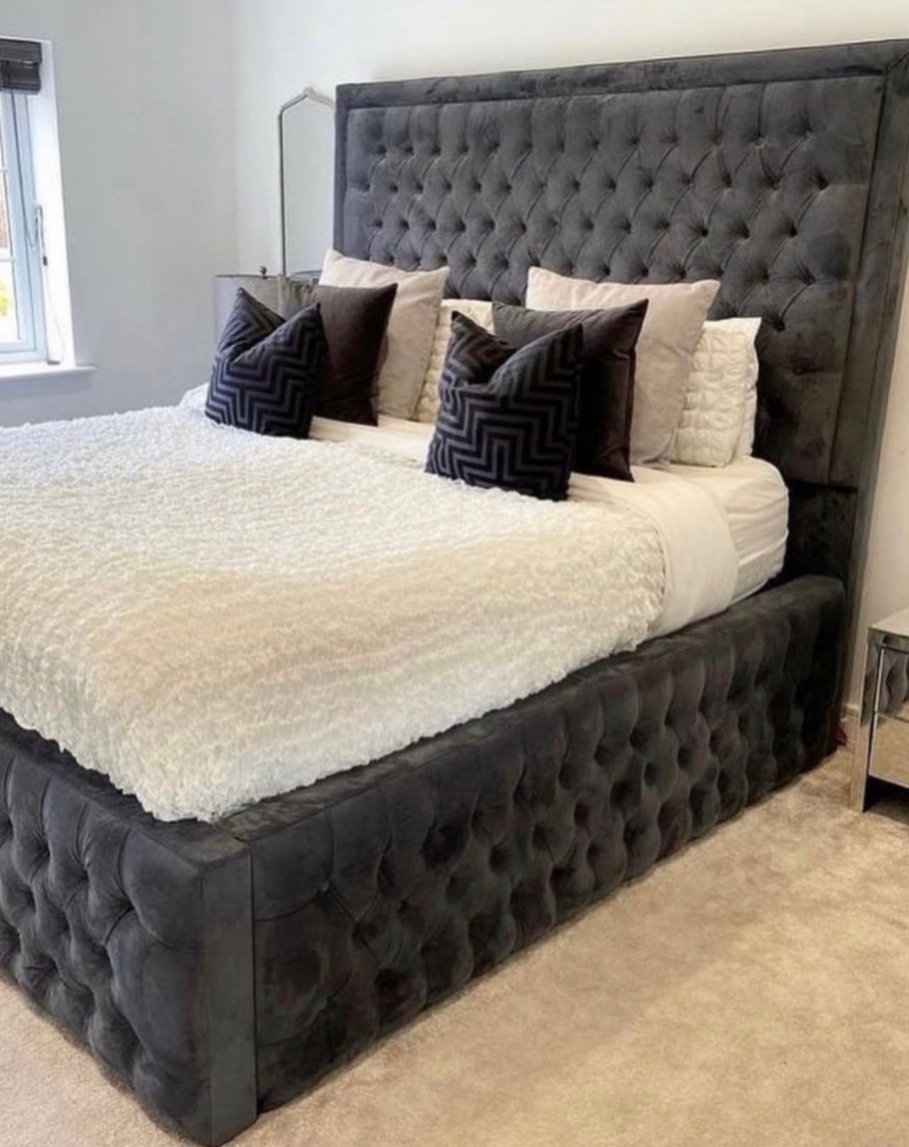 Chesterfield Bed